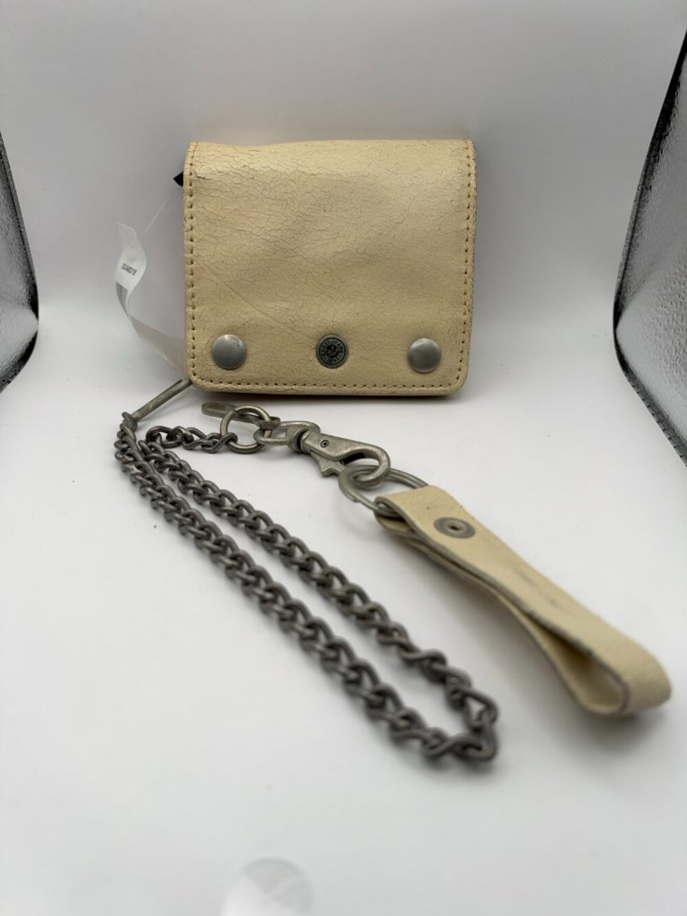 Vintage Y2K Guess Jeans 1981 Wallet Chain White Distressed Leather
